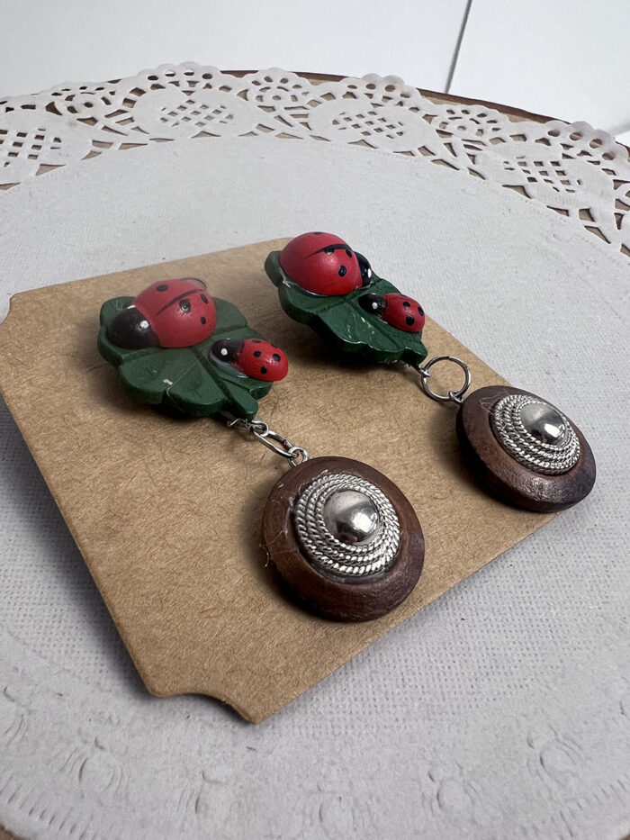Boucles d'oreilles Lady Bug, Madame Coccinelle – Image 2
