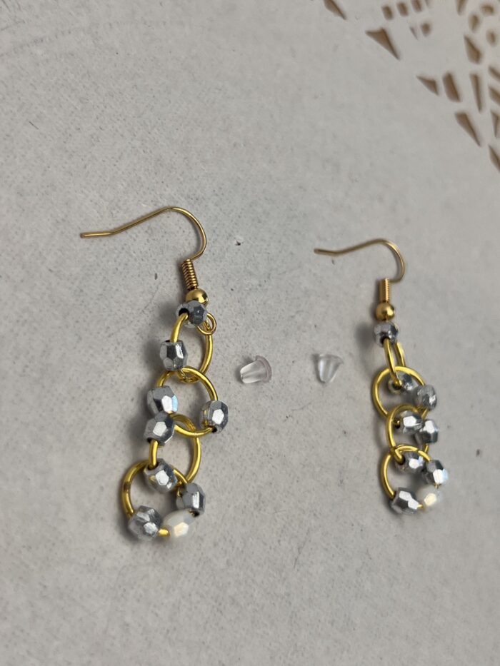 Boucles d'oreilles, chics, argents or, perle – Image 5