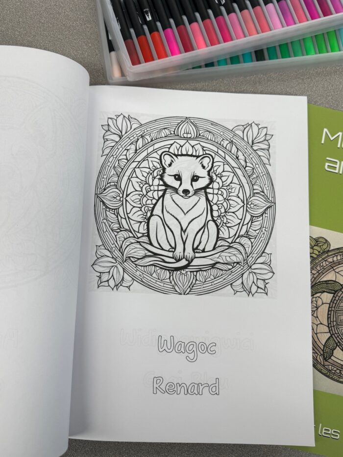 Livre à colorier, Mandalas des animaux, Mots en algonquin – Image 6